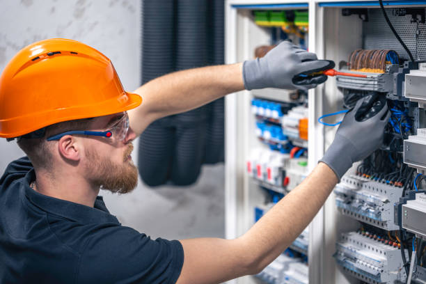 Best Electrical Outlet Repair  in South Barrington, IL